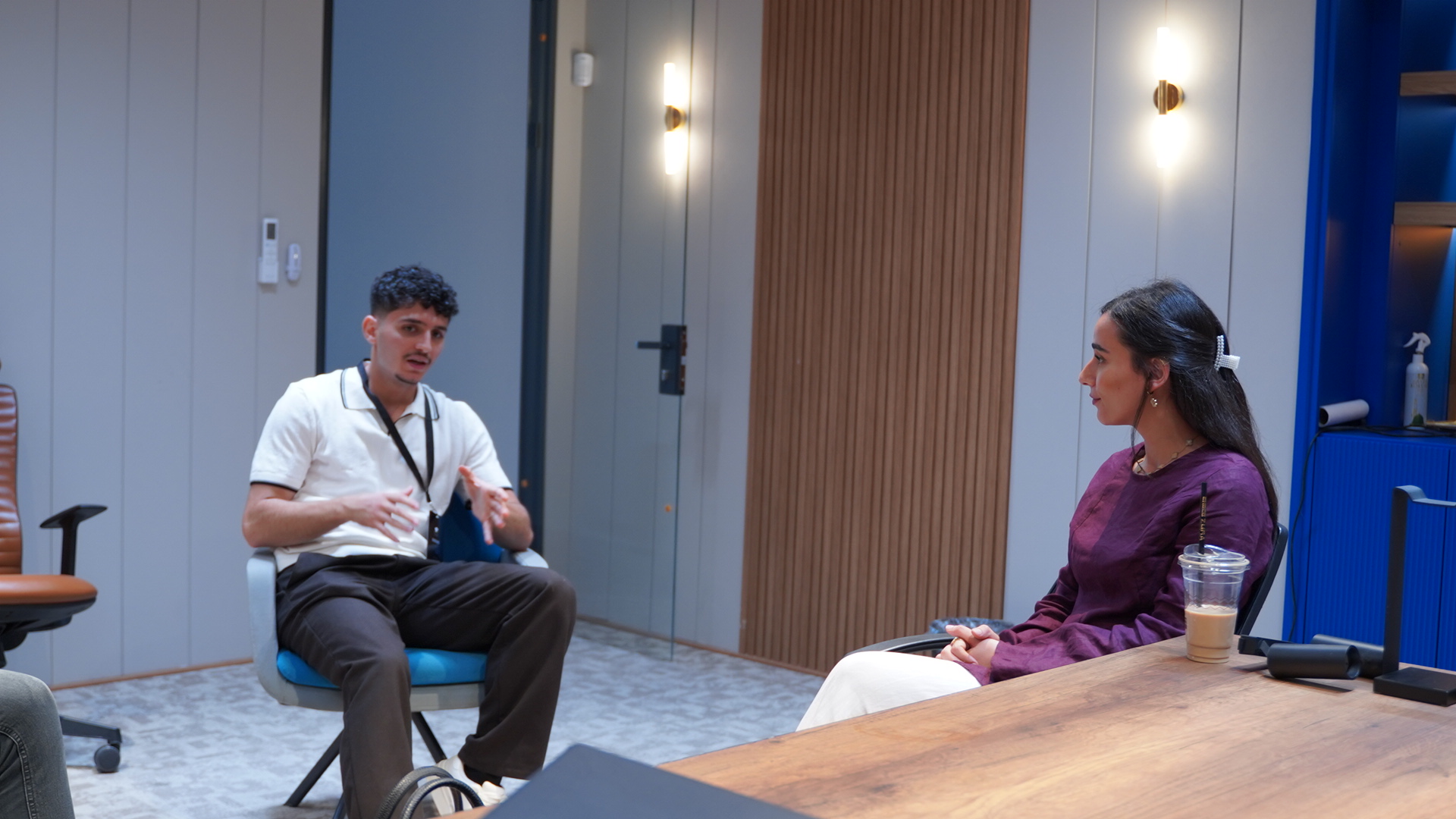 Amer in a 1:1 mentoring conversation